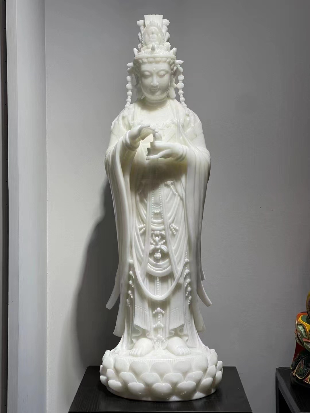 Buddha statue stone carving - Image 4