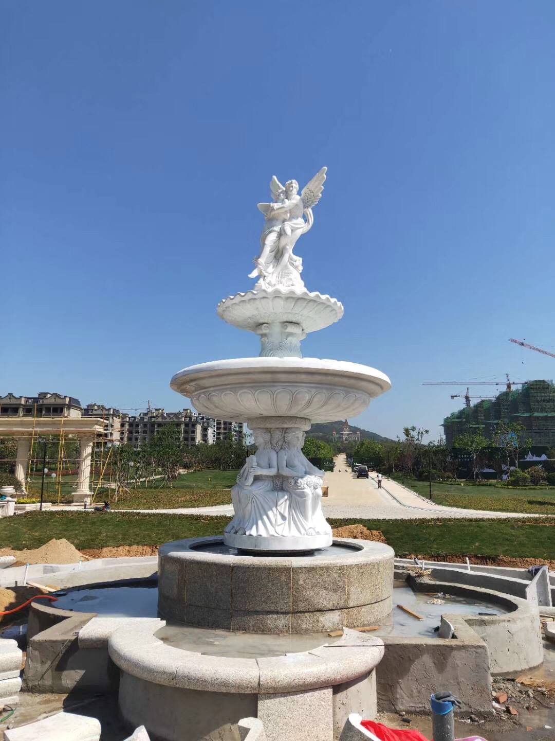 Angel statue - Image 4