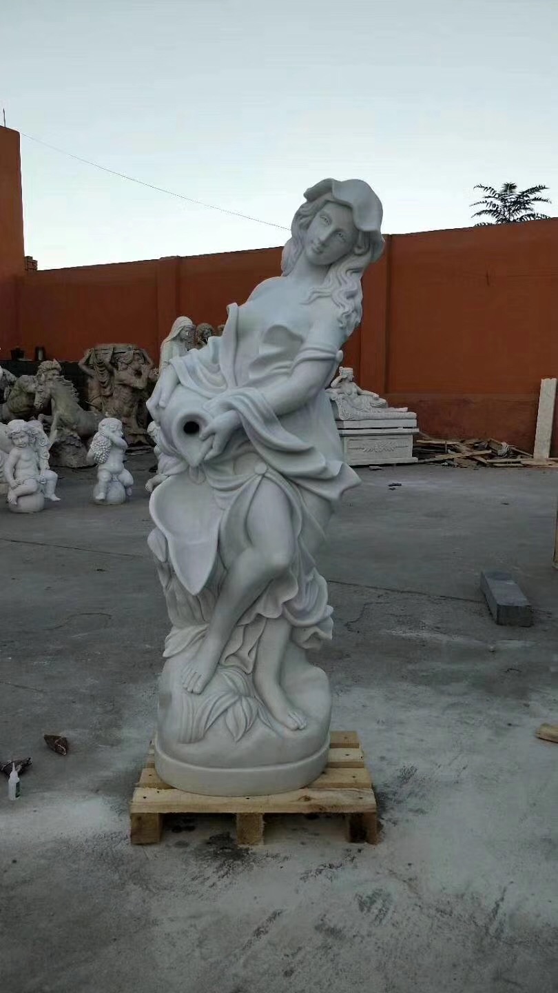 Exquisite European Classical Figure Statues - Image 4