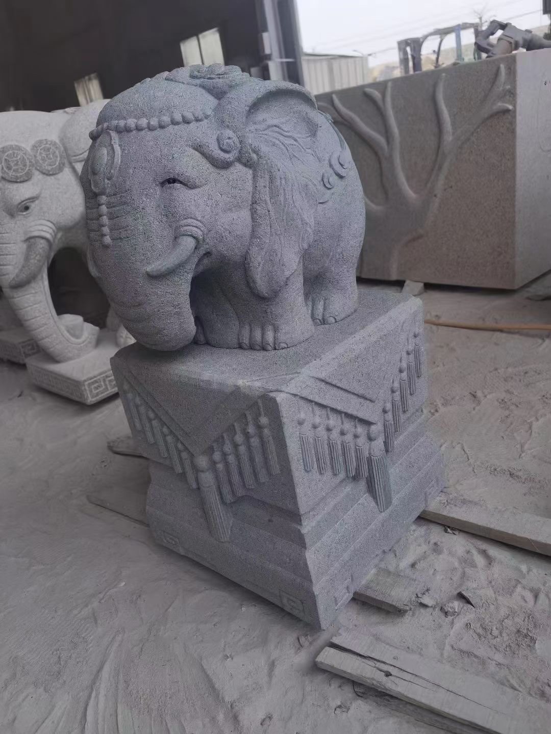 garden sculpture modern - Image 4