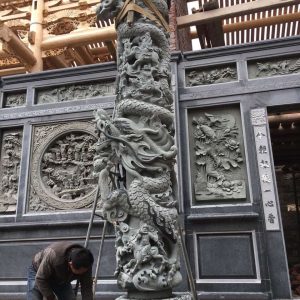 bluestone-dragon-columns-3