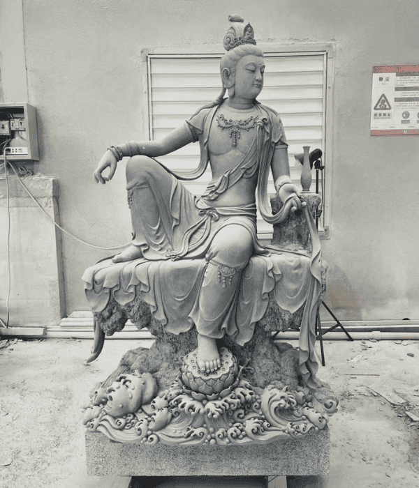 gystatue-about-2 gystatue-about-2