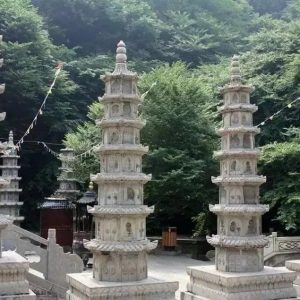 sacred-stone-sutra-pagodas-3