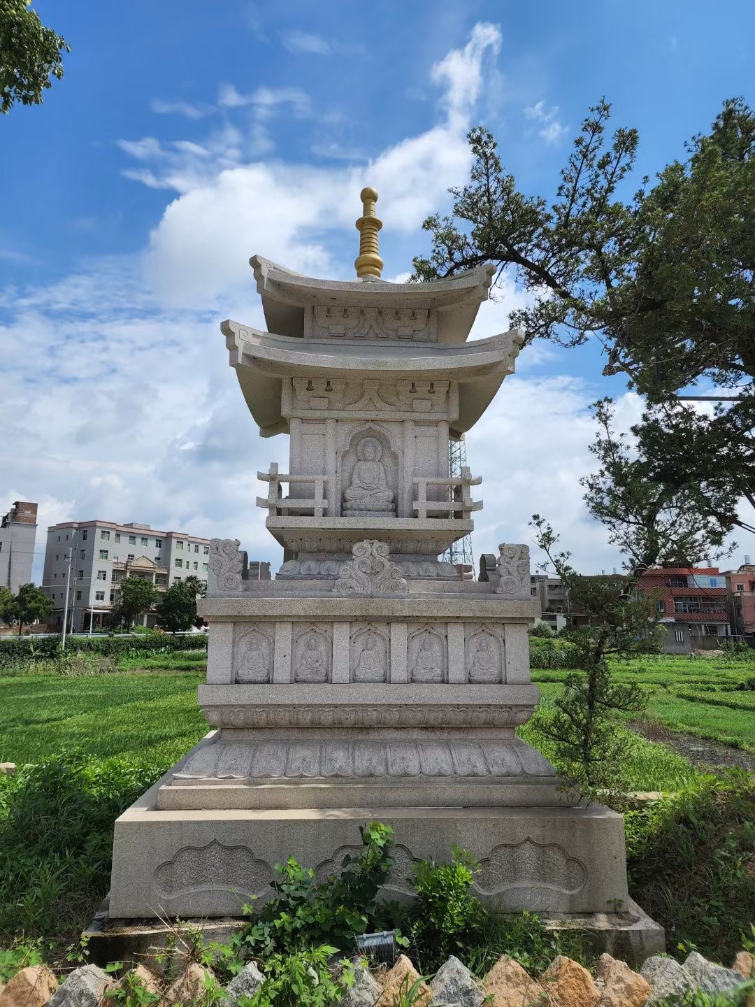 sacred-stone-sutra-pagodas-5