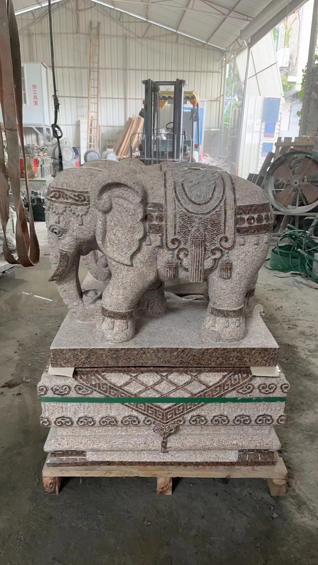 stone-elephant-statues-5