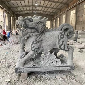 stone-guardian-lions-1