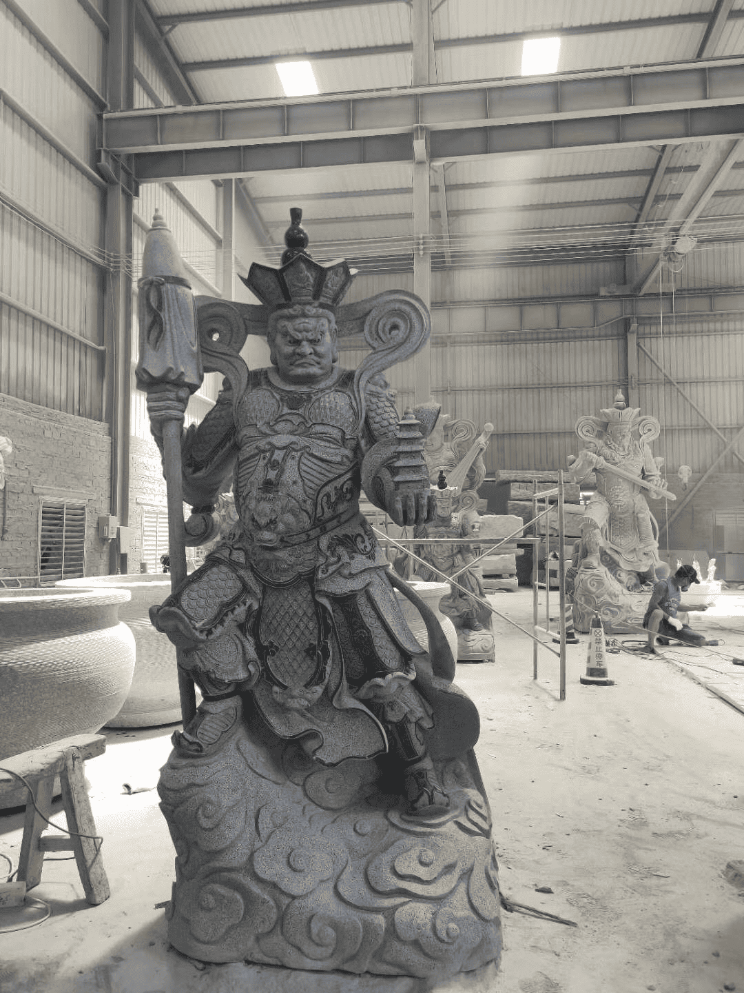 traditional-chinese-figurative-sculptures-4