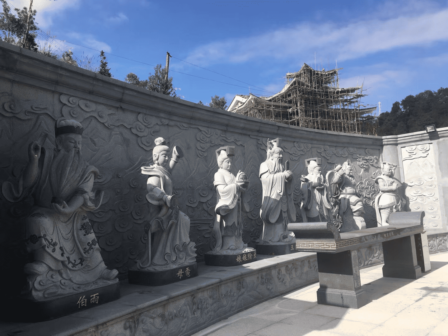 traditional-chinese-figurative-sculptures-6